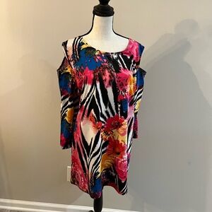 Max & Rina Colorful Abstract top